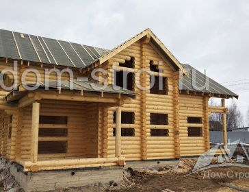Дом 10,5х13,5 из оцилиндрованного бревна